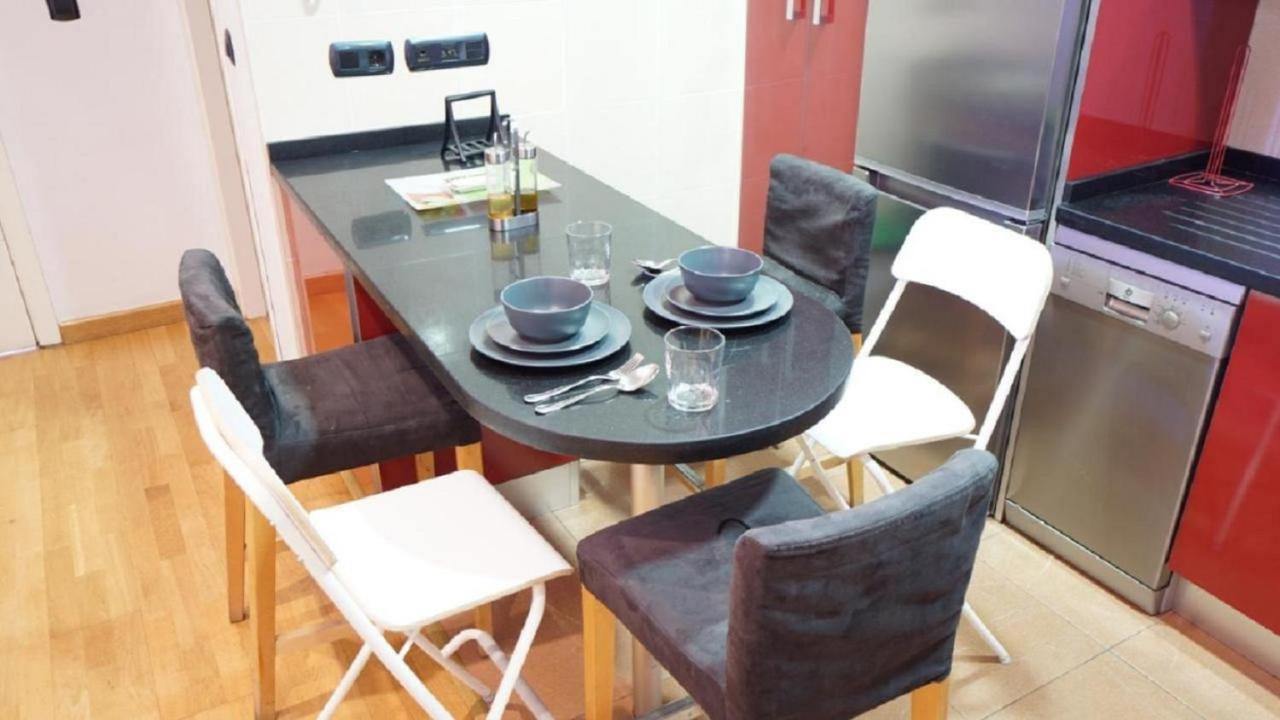 Duplex Puerta Carmona - Kainga Homes Севиля Екстериор снимка