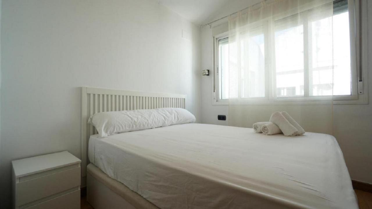 Duplex Puerta Carmona - Kainga Homes Севиля Екстериор снимка