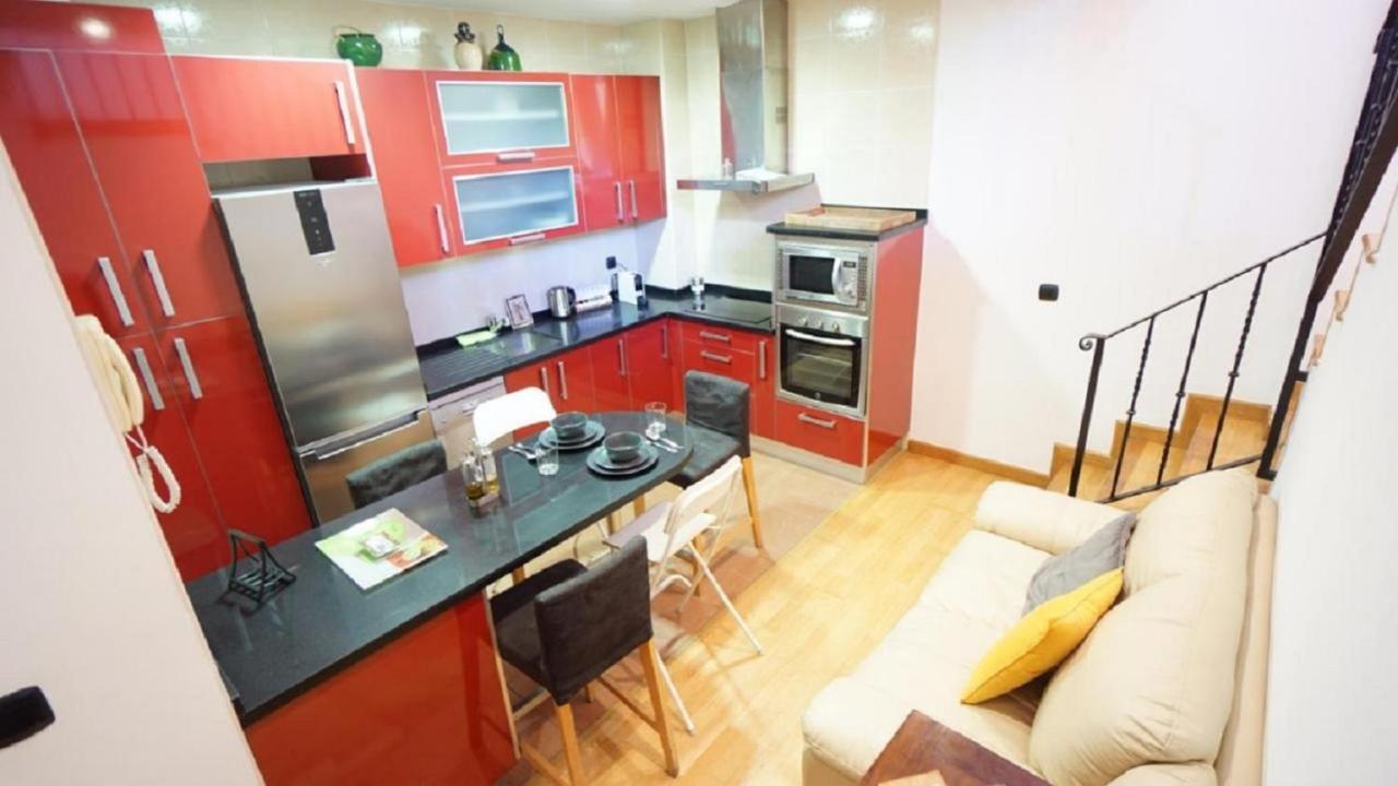 Duplex Puerta Carmona - Kainga Homes Севиля Екстериор снимка